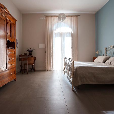 Villa Pampalone - B&B In Dimora Storica トラーパニ エクステリア 写真